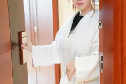 建“吃瓜群”传播同学隐私被判侵权